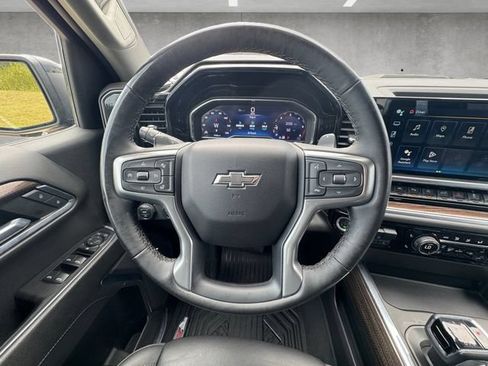 Used 2024 Chevrolet Silverado 1500 LT Trail Boss w/ LT Trail Boss Premium Package AWD/4WD image 21