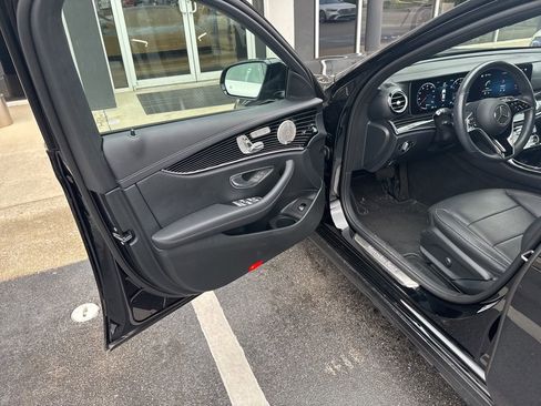 Used 2023 Mercedes-Benz E 350 Sedan image 11