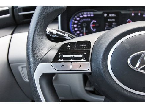 Used 2023 Hyundai Tucson SE FWD image 18