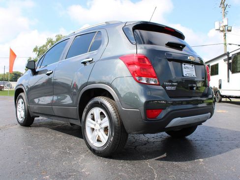 Used 2018 Chevrolet Trax LT w/ LT Convenience Package AWD/4WD image 10