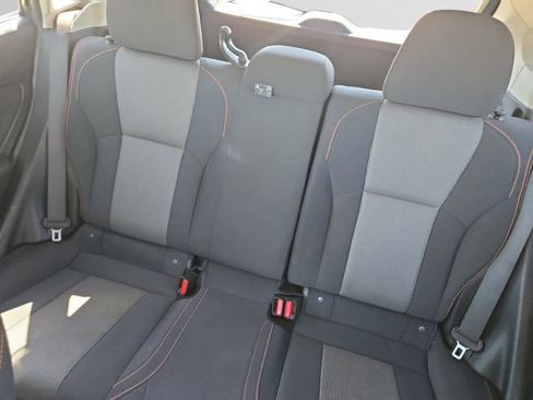 Used 2020 Subaru Crosstrek 2.0i Premium image 13