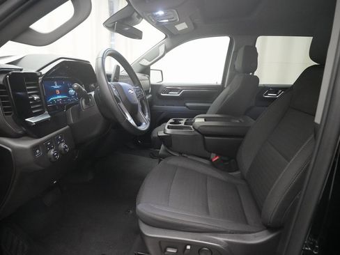 Used 2023 Chevrolet Silverado 1500 LT image 7