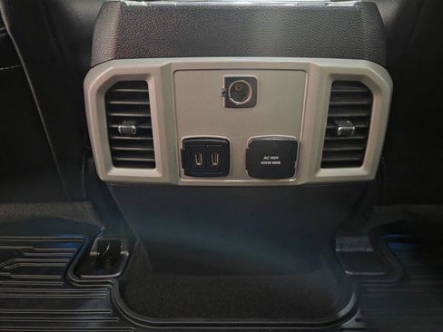 Used 2019 Ford F250 Lariat w/ Lariat Ultimate Package image 82