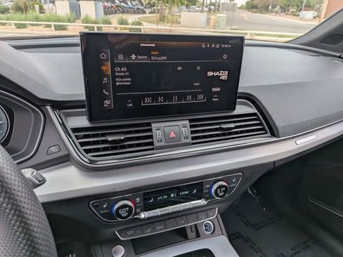 Used 2024 Audi Q5 e Premium Plus AWD/4WD image 20