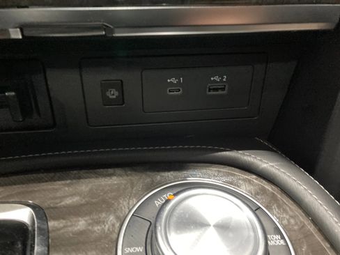 Used 2022 Nissan Armada Platinum w/ Captain's Chairs Package AWD/4WD image 41