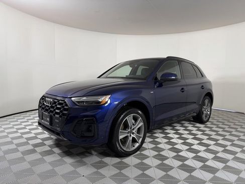 Certified 2025 Audi Q5 2.0T Premium image 3