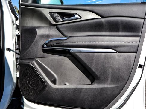 Certified 2024 Chevrolet Traverse LT image 39