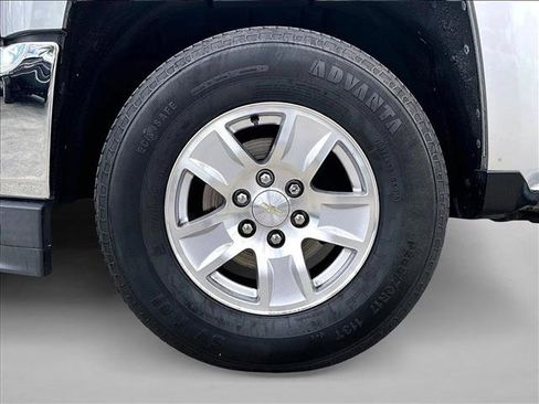 Used 2018 Chevrolet Silverado 1500 LT w/ All Star Edition image 10