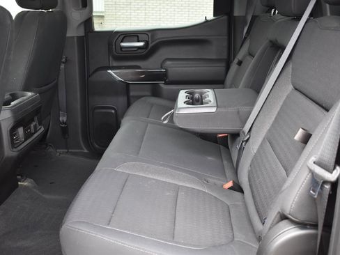 Used 2021 Chevrolet Silverado 1500 LT Trail Boss w/ Convenience Package II image 19