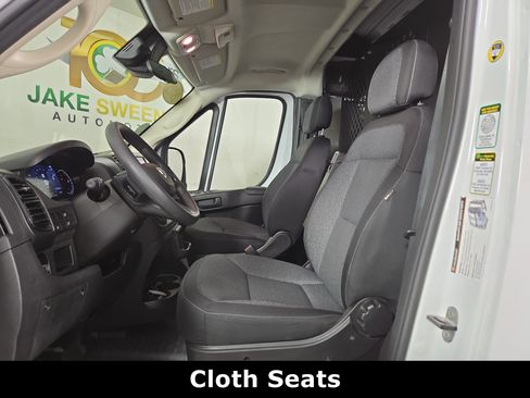 Used 2025 RAM ProMaster 2500 w/ U-Haul Equipment Group FWD image 12