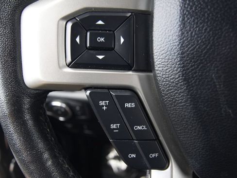 Used 2020 Ford F150 Lariat w/ Equipment Group 502A Luxury AWD/4WD image 20