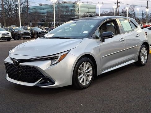 Certified 2023 Toyota Corolla SE image 4