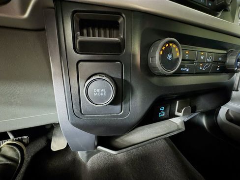 Used 2023 Ford F150 XLT RWD image 33