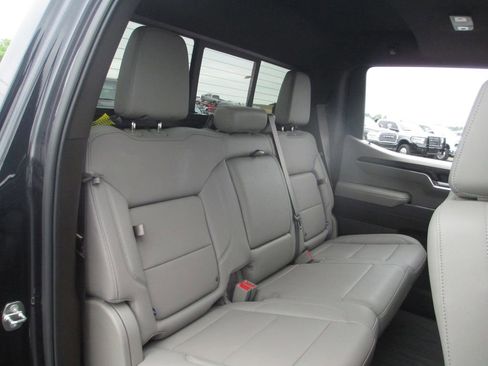 Used 2024 GMC Sierra 1500 SLT w/ SLT Premium Plus Package AWD/4WD image 26