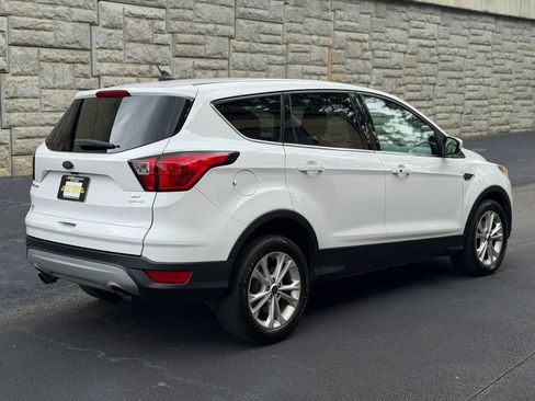 Used 2019 Ford Escape SE FWD image 7
