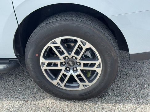 Used 2025 Ford Expedition Max Active RWD image 7