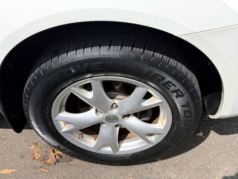 Used 2010 Nissan Rogue SL w/ Premium Pkg AWD/4WD image 5