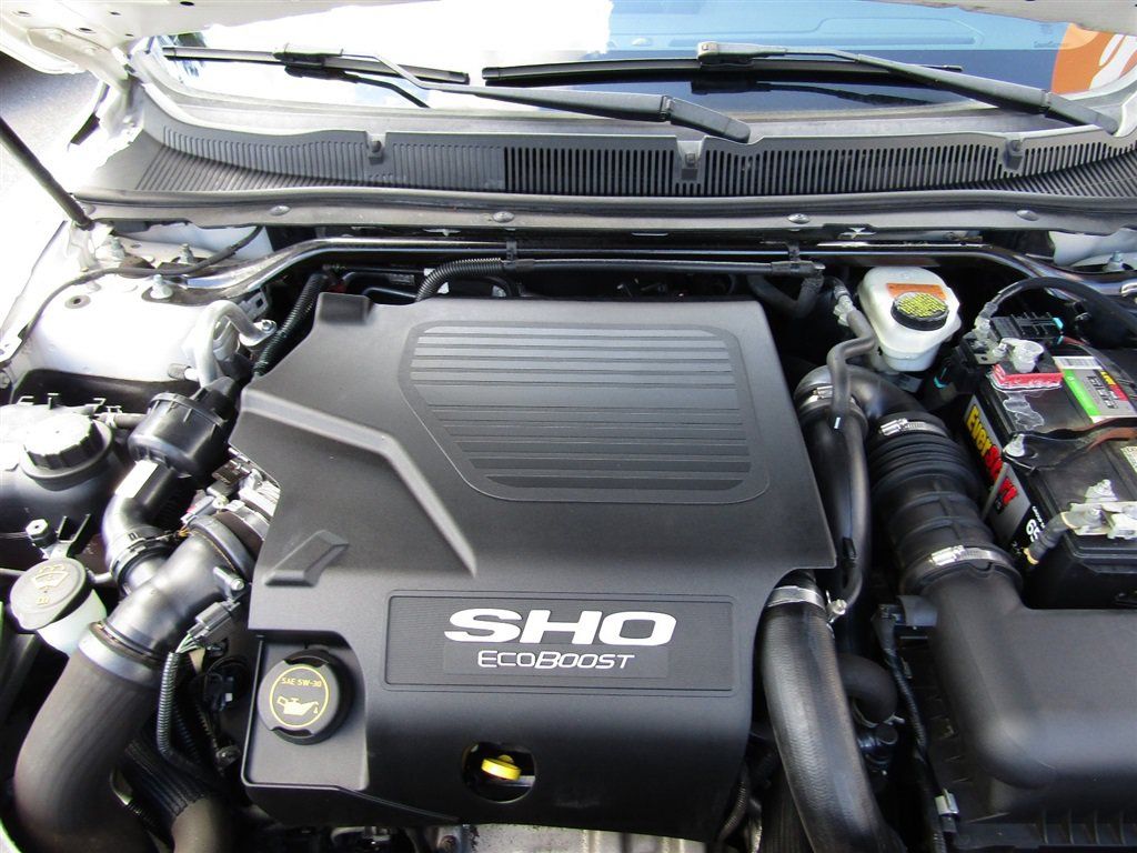 Used 2016 Ford Taurus SHO w/ Equipment Group 401A AWD/4WD image 34