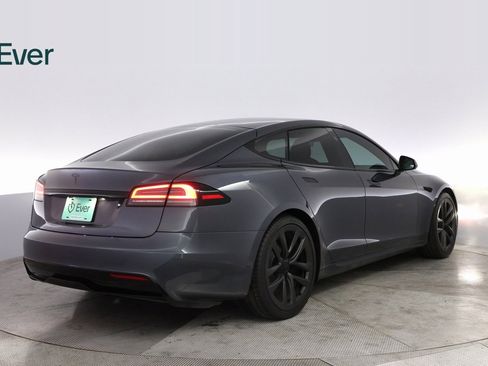 Used 2023 Tesla Model S image 12