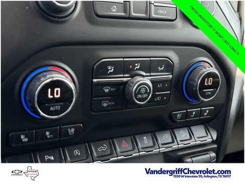 Certified 2021 Chevrolet Silverado 1500 LTZ w/ Z71 Off-Road Package AWD/4WD image 20