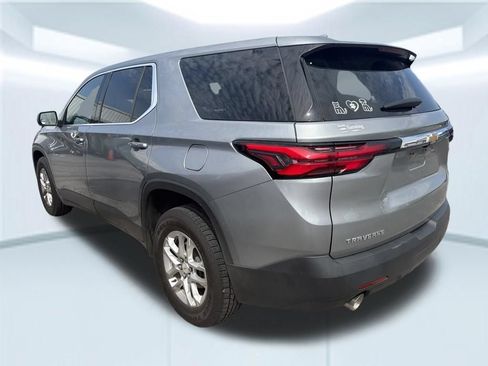Used 2023 Chevrolet Traverse LS FWD image 5