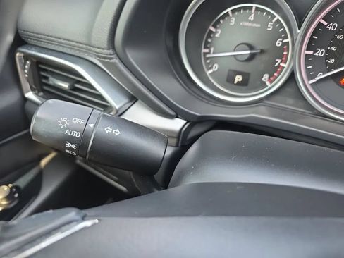 Used 2018 MAZDA CX-5 Touring w/ Preferred Equipment Package FWD image 22