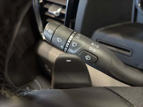 Used 2024 GMC Sierra 1500 Denali image 28