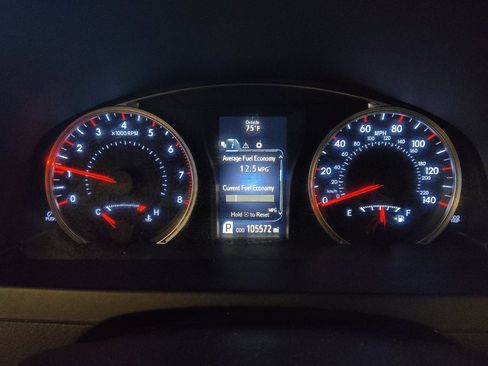 Used 2017 Toyota Camry SE image 23