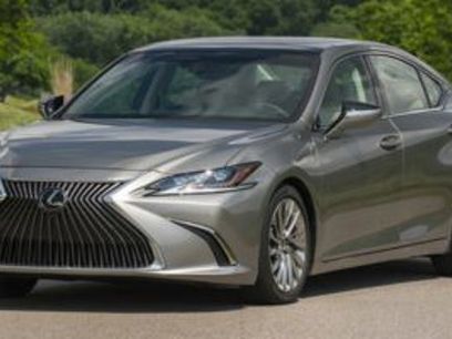 Certified 2020 Lexus ES 300h Ultra Luxury w/ Accessory Package