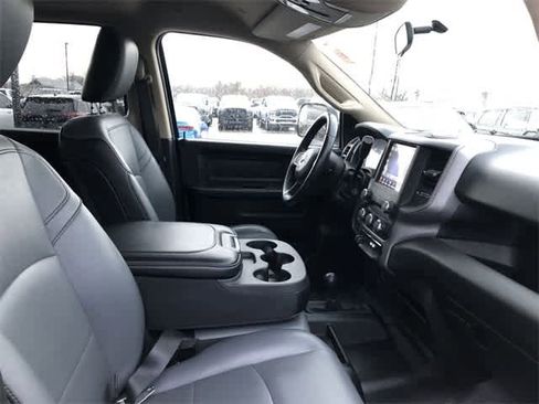 Used 2020 RAM 3500 Tradesman w/ Chrome Appearance Group image 28