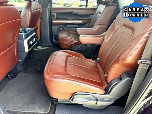 Used 2022 Ford Expedition Max Limited image 19