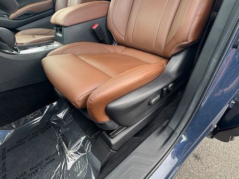 Certified 2024 Subaru Ascent Touring AWD/4WD image 13