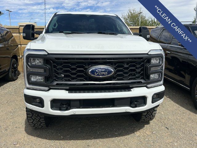 Used 2024 Ford F350 Lariat w/ Lariat Ultimate Package AWD/4WD image 3