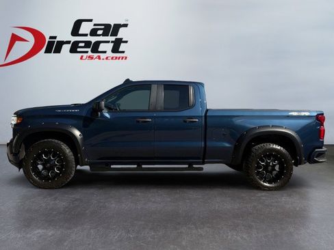 Used 2019 Chevrolet Silverado 1500 Custom w/ Custom Value Package AWD/4WD image 11