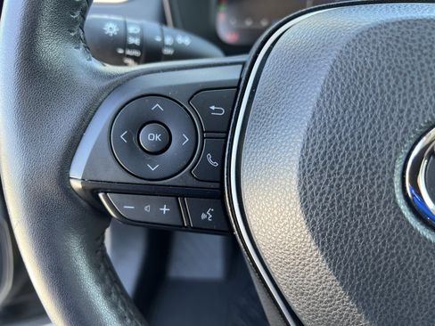 Used 2025 Toyota RAV4 Limited w/ Advanced Technology Package FWD image 19