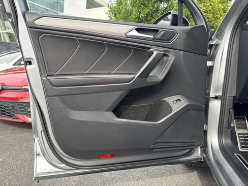 Certified 2024 Volkswagen Tiguan SE R-Line image 19