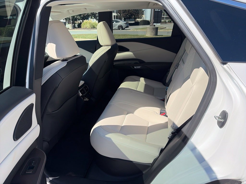 Used 2024 Lexus RX 350 Premium w/ Cold Area Package FWD image 12