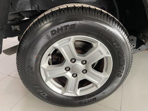 Used 2013 Jeep Wrangler Sport w/ Connectivity Group image 12