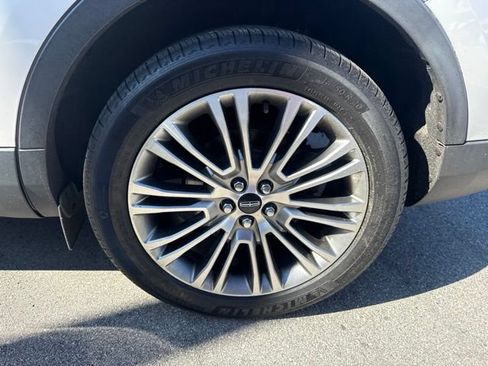 Used 2016 Lincoln MKX Reserve w/ Luxury Package AWD/4WD image 8