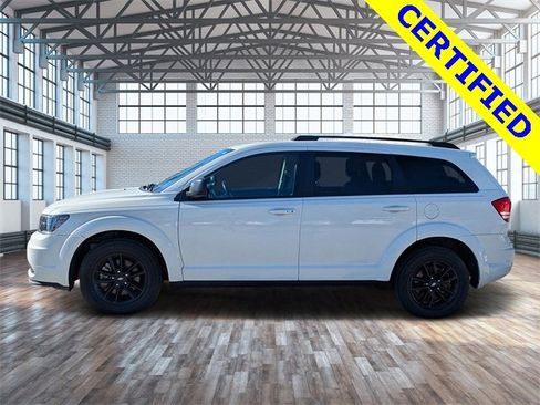 Used 2020 Dodge Journey SE w/ SE Popular Equipment Group image 6