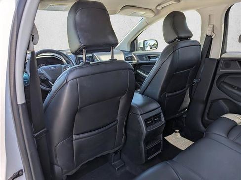 Used 2024 Ford Edge SEL AWD/4WD image 22