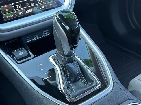 Certified 2025 Subaru Outback Limited w/ Popular Package #2 image 21