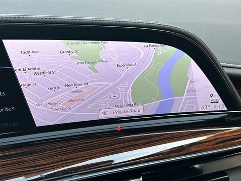 Used 2022 Cadillac Escalade Premium Luxury image 23