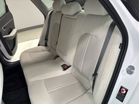 Used 2023 Hyundai Sonata SEL w/ Preferred Accessory Package image 24