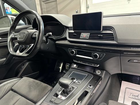 Used 2018 Audi SQ5 Premium Plus w/ Navigation Package image 28