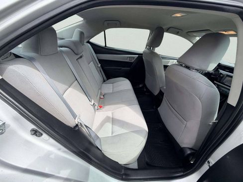 Used 2015 Toyota Corolla LE FWD image 25
