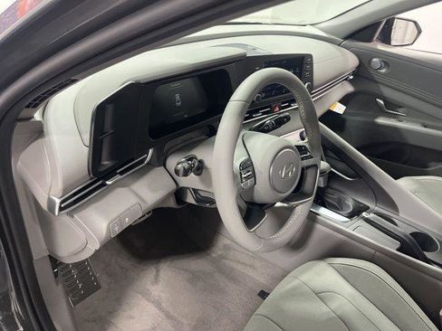 New 2026 Hyundai Elantra Sport FWD image 9
