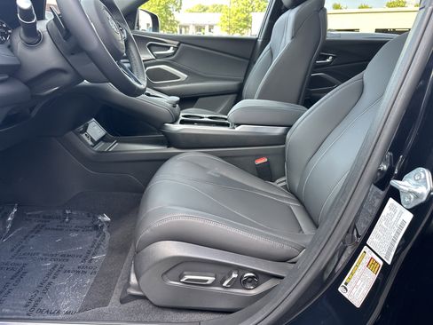 New 2025 Acura RDX SH-AWD image 9
