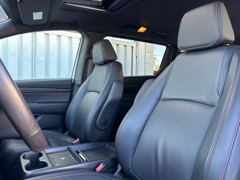 Used 2025 Honda Odyssey Sport-L image 24