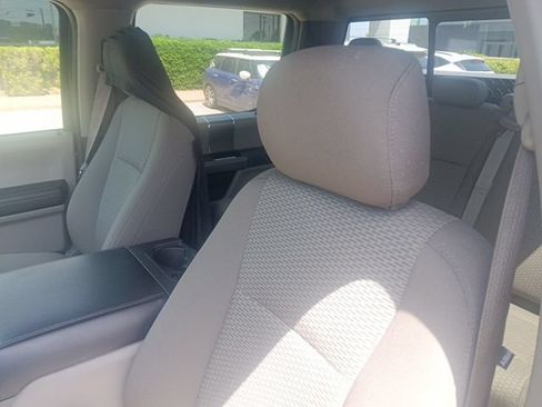 Used 2018 Ford F150 XLT w/ Equipment Group 302A Luxury RWD image 4